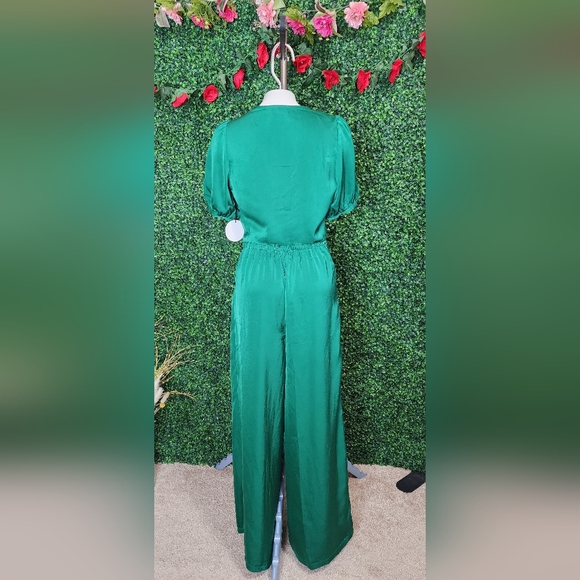 Pants & Top Set - Picture 2 of 3